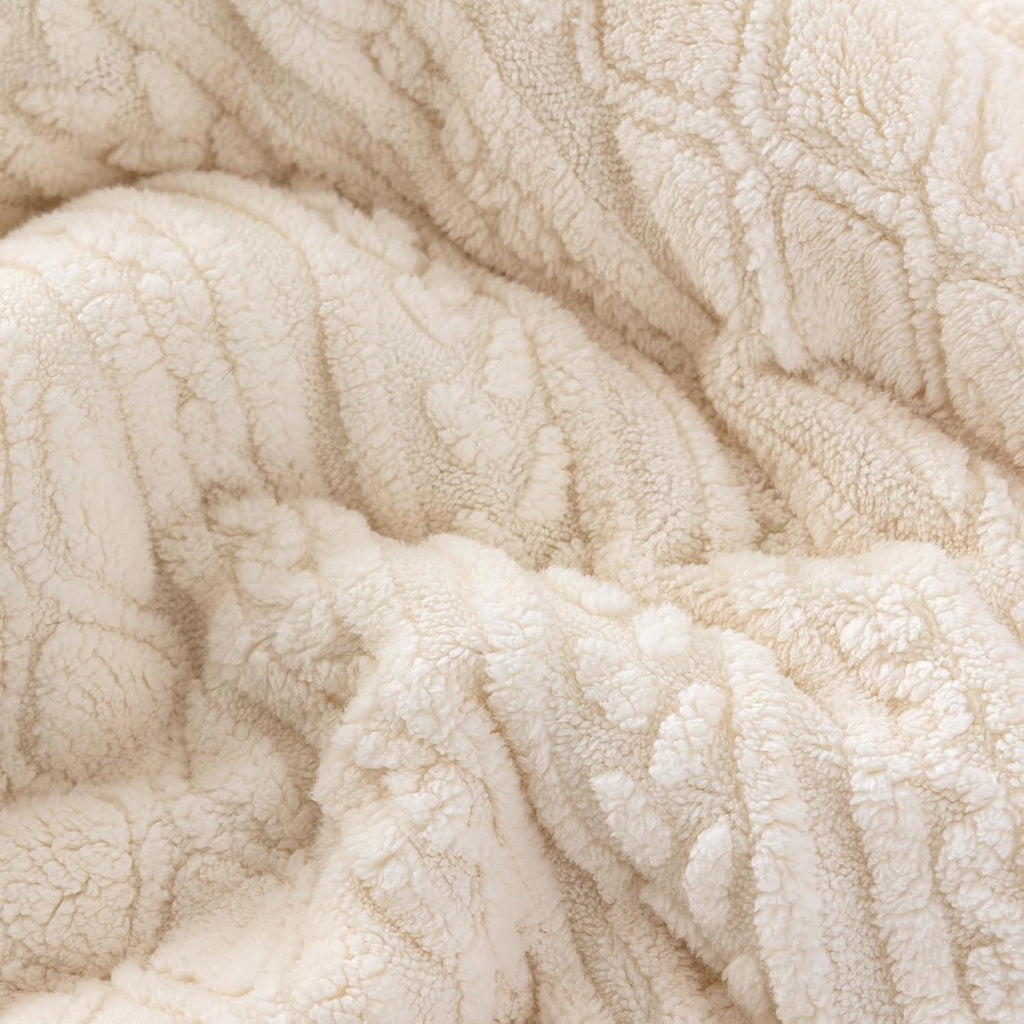 White King Size Sherpa Fleece Down Alternative Comforter Set M1909