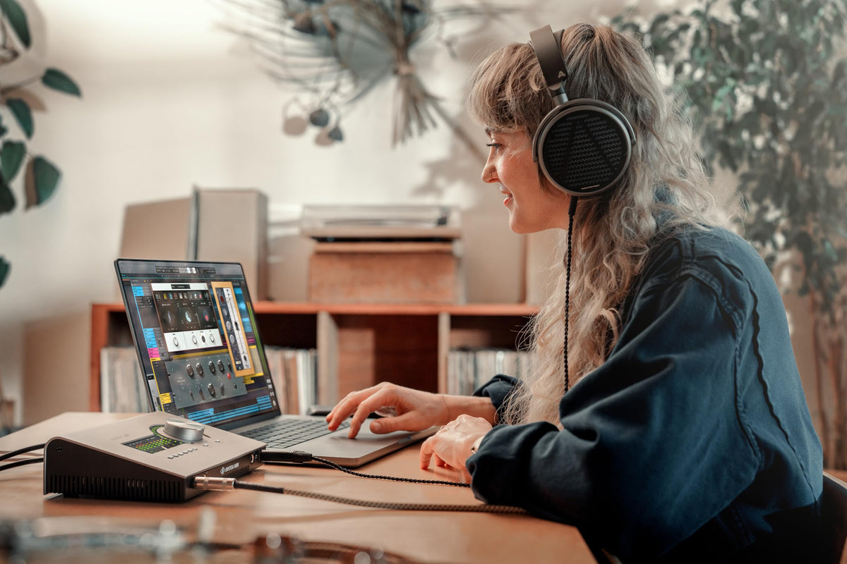 Thunderbolt 3 Audio Interface Q109