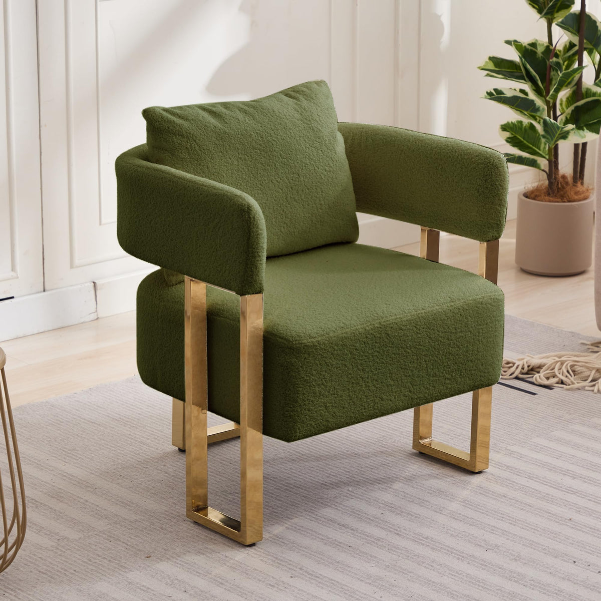 Green Teddy Upholstered Arm Chairs Set of 2 with Metal Legs M125
